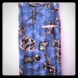 Light mid-length skirt